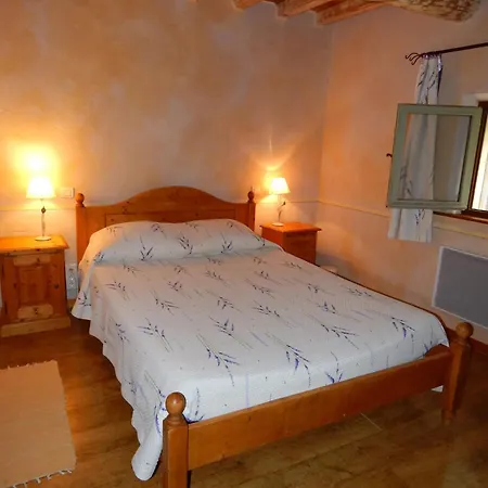 Maison Conviviale A Chamaret, 90 M² Avec Piscine Partagee