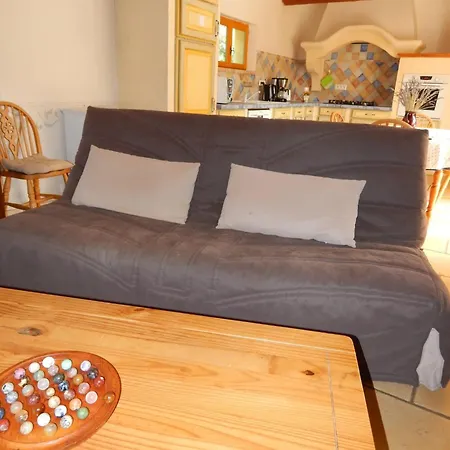 Maison Conviviale A Chamaret, 90 M² Avec Piscine Partagee *